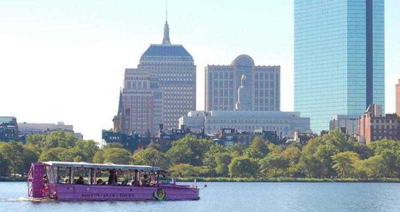 Best Western Plus Waltham Boston Hotel Exterior photo