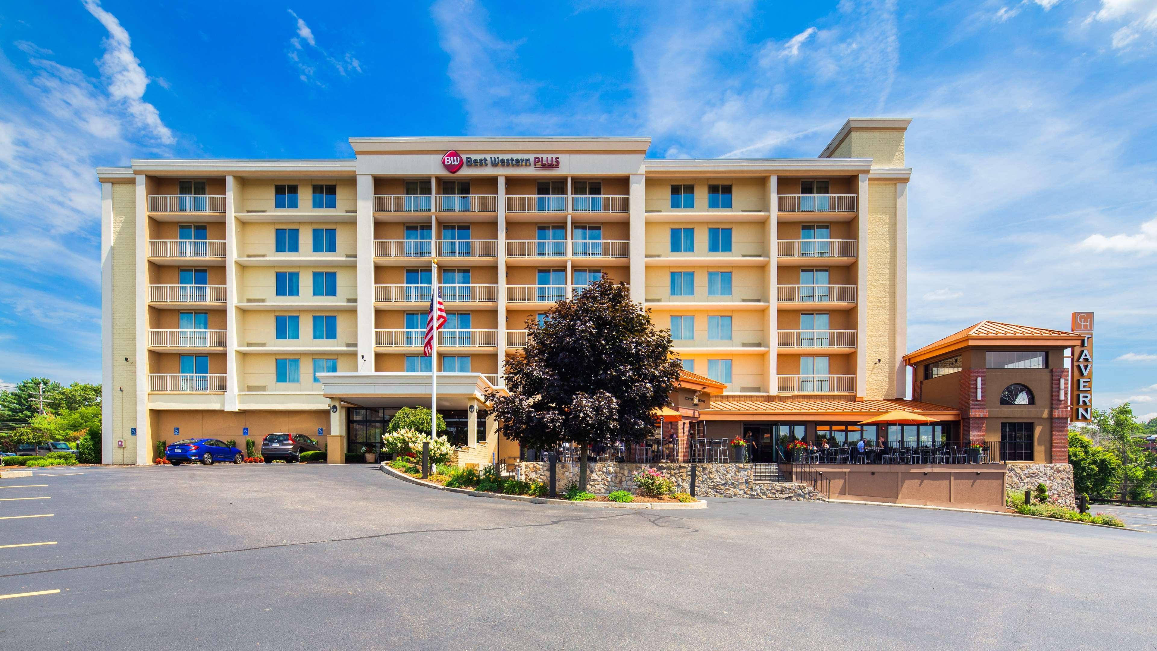 Best Western Plus Waltham Boston Hotel Exterior photo